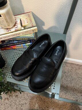 Qupid Black Loafers